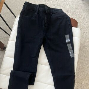 American eagle Dreamstretch blk size 4 and 6 brand new with tags